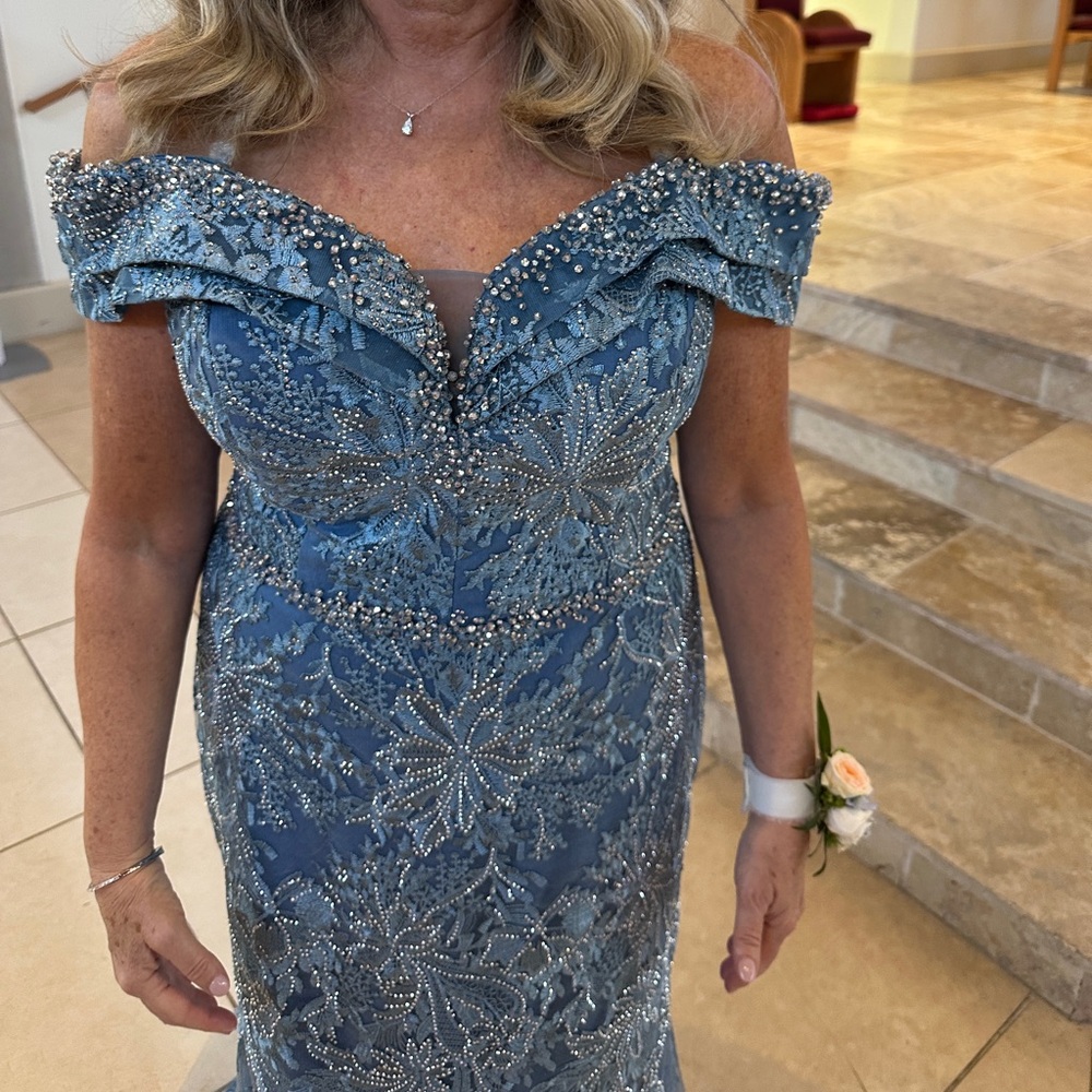 Rina Di Montella RD2737 Mother of the Bride/Groom Wedgwood Blue Formal Gown - Picture 2 of 9